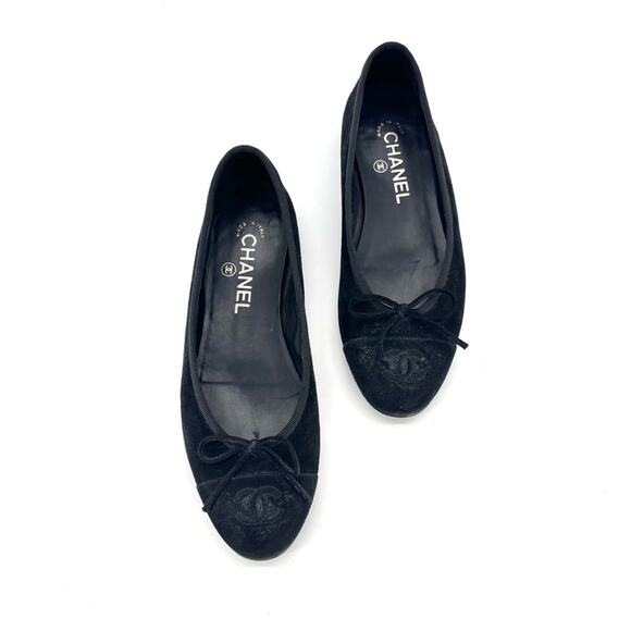 Chanel CC Logo Bow Black Suede Cap Toe Ballerina Flats 37.5 - Picture 2 of 9